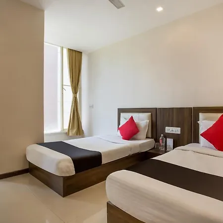 Capital O 35557 Aura Hotel Mumbai