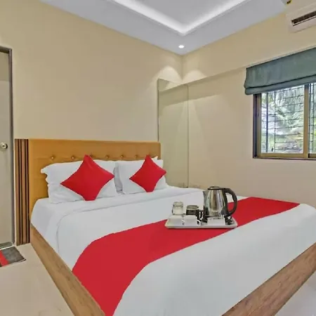 Sunrise Juhu Hotel 2*