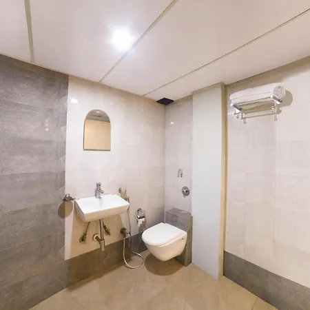 Grandeur-near International Airport Hotel Mumbai