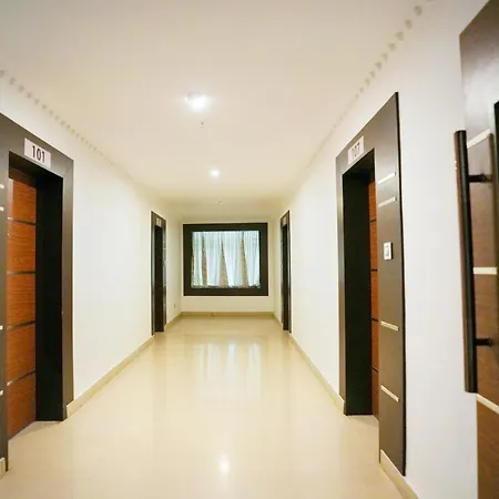 Hotel Hotel Summer Sand Mumbai