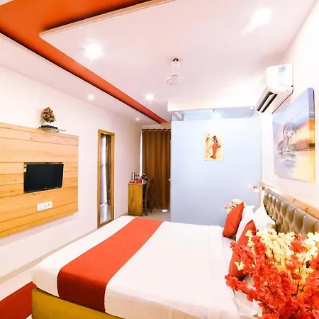 Hotel Grandeur-near International Airport Mumbai