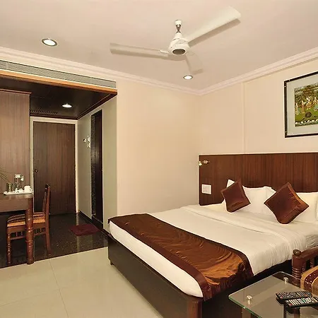 Fabhotel On Time Andheri East Mumbai