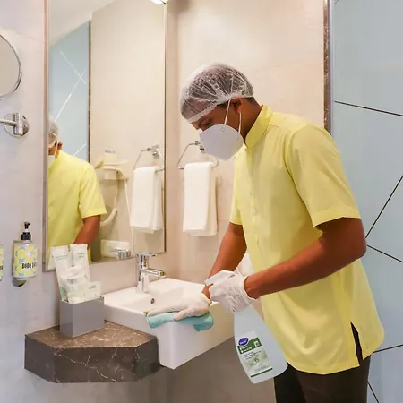 Hotel Lemon Tree Hotel, Kalina Bkc, Mumbai