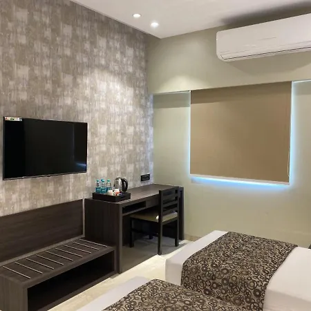Landmark 2* Mumbai
