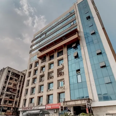 Pearl's Bkc Inn- Near Trade Centre, Visa Consulate 3*