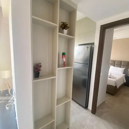 Maxxvalue Hiranandani Powai - Rh5 Apartment