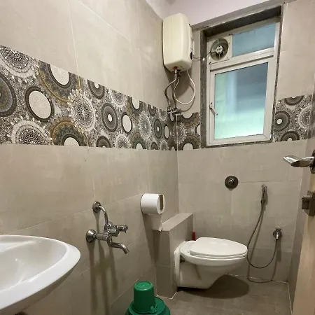 Osi Bandra West *