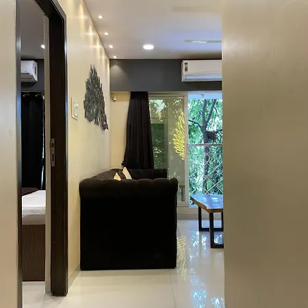 Osi Bandra West * Mumbai