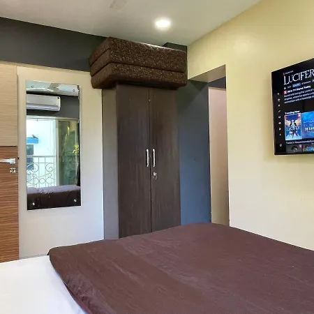 Osi Bandra West Apartment