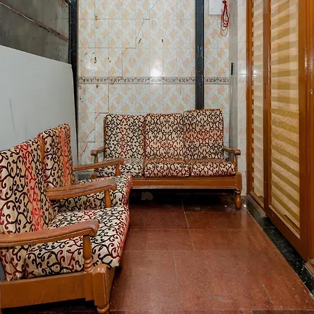 Kgn Near Cst Railway Station And Haj House Near Crawford Market Mumbai