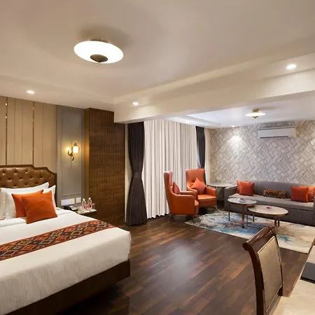 Suba Palace Near Gateway Of India Hotel 4*