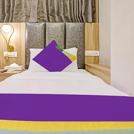 Hotel Treebo Premium Widlor Boutique With Swimming Pool Mumbai