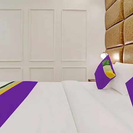 Hotel Treebo Premium Widlor Boutique With Swimming Pool Mumbai