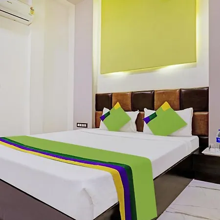 Prime Grand Hotel, Mumbai