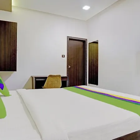 Hotel Prime Grand Hotel,