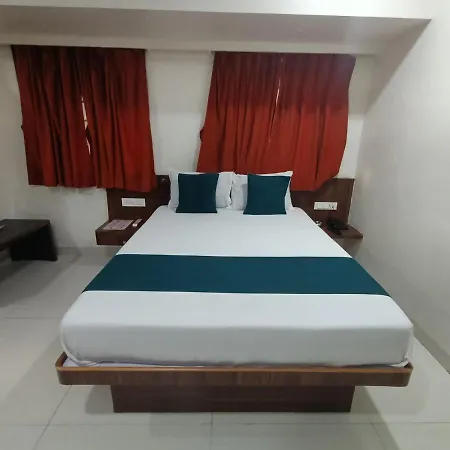Hotel Samadhan Powai 2*