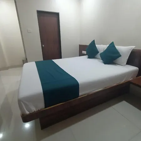 Hotel Samadhan Powai 2*