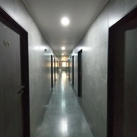 Samadhan Powai Hotel 2*