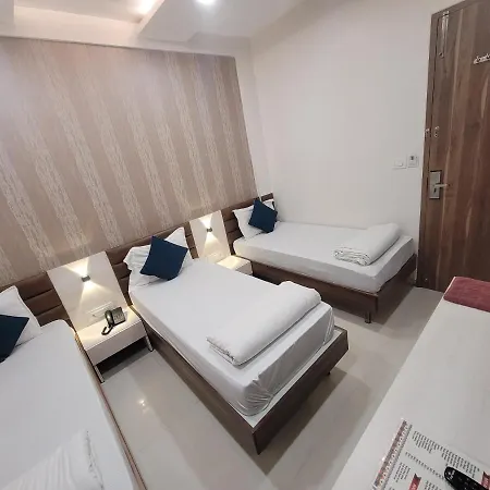 Heritage - Near Trade Center, Visa Consulate Bkc Hotel 3*
