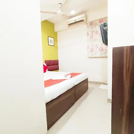 Amfahh - Andheri West Railway Station Hotel 3*