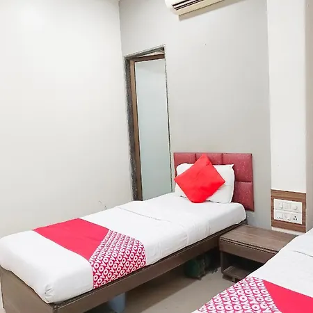 Amfahh - Andheri West Railway Station Hotel Mumbai