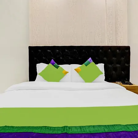 Treebo Trend Freedom Star, Vile Parle 3* Mumbai