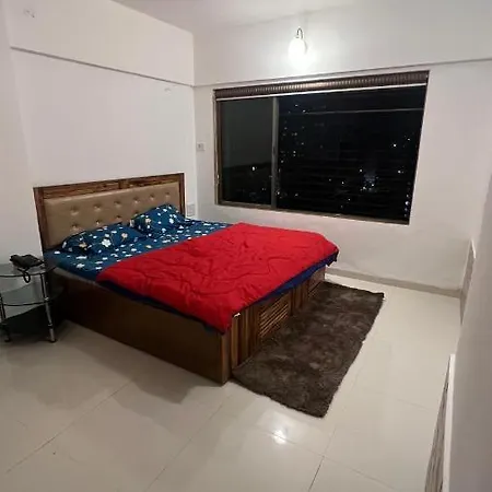 Homestay Private Master Bedroom *