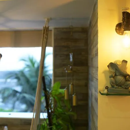Top-floor Oceanfront Designer In Bandra Mumbai