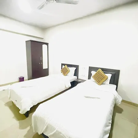 Apartment Wishtree Serviced Near Airport