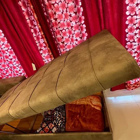 Private Master Bedroom Homestay