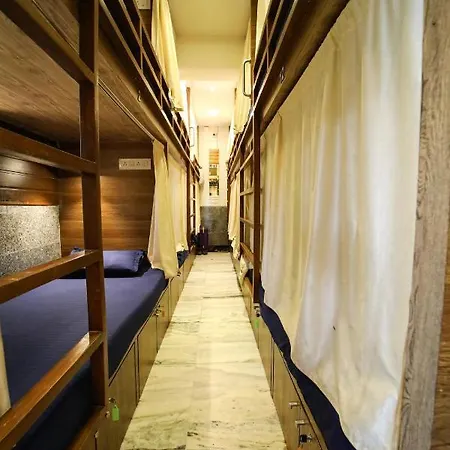 Hostel Maple The Hubz-hostel *
