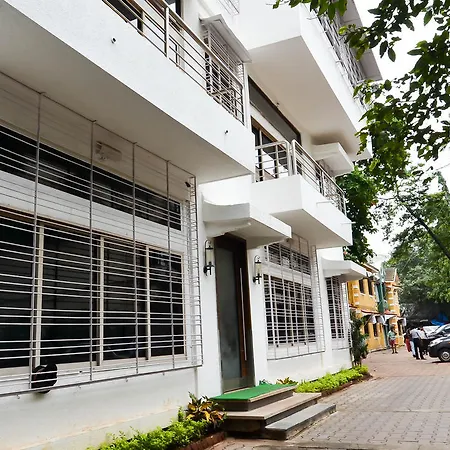 Rama Krishna Executive Apartment *