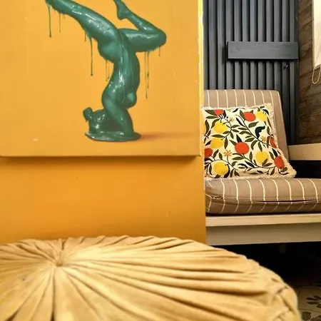 Top-floor Oceanfront Designer In Bandra Apartment Mumbai