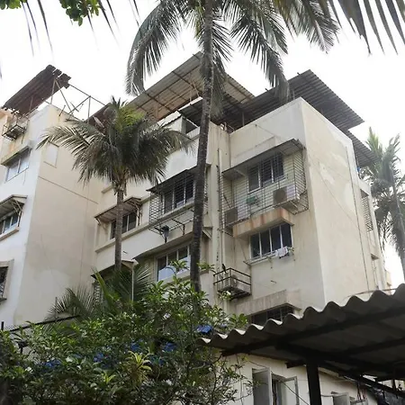 Apartment Top-floor Oceanfront Designer In Bandra Mumbai
