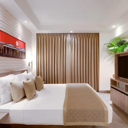 Hotel Lemon Tree Premier, International Airport 5*