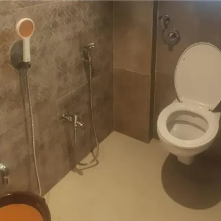 Hotel Golden Oak Lodging By Wb Mumbai