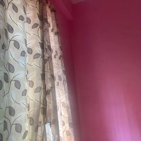 Homestay In Versova Mumbai