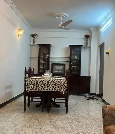 In Mahada Lokhandwala
