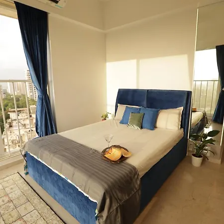 Apartment Artist House 3br By Flora Mumbai