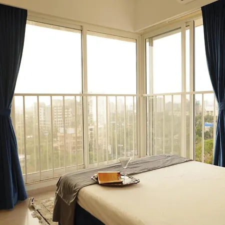 Apartment Artist House 3br By Flora Mumbai