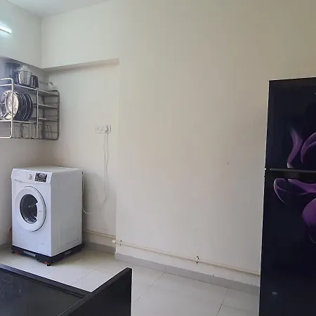 Osi Khar West Apartment