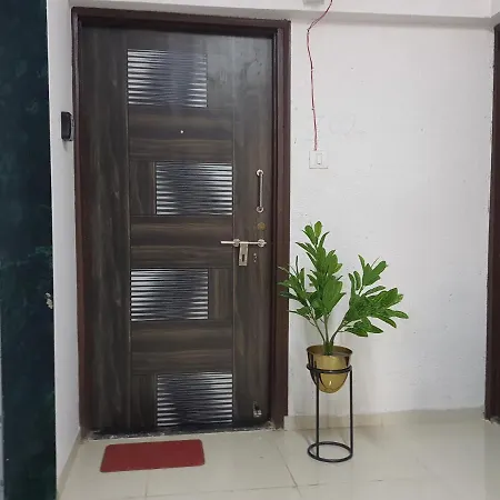 Osi Khar West Apartment Mumbai