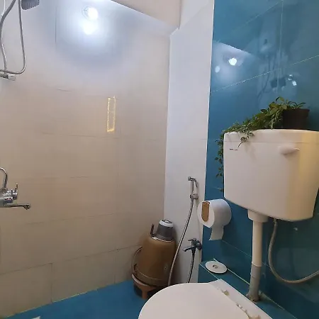 Osi Khar West Apartment Mumbai
