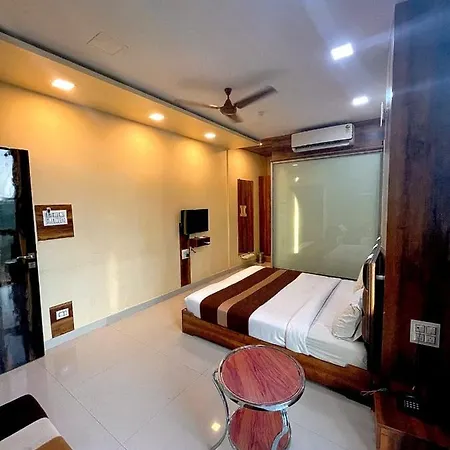 Apartment Avirahi