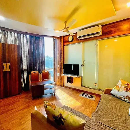 Avirahi Apartment *