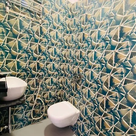 Royal Palmss Villass * Mumbai