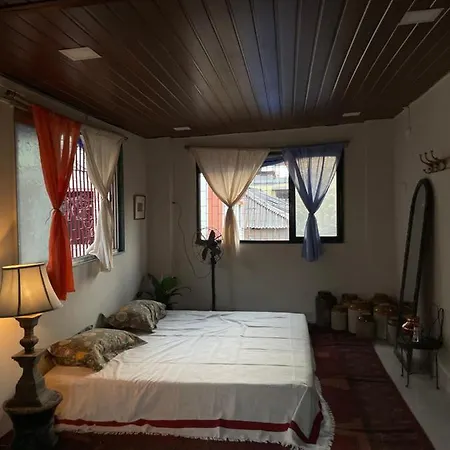 Bazaar House * Mumbai