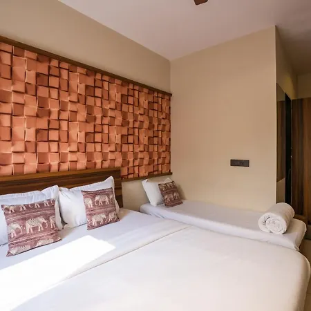 Hostel Zostel *