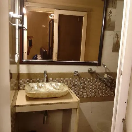 Oliver Guest house