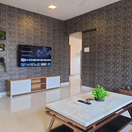 Osi Khar West *